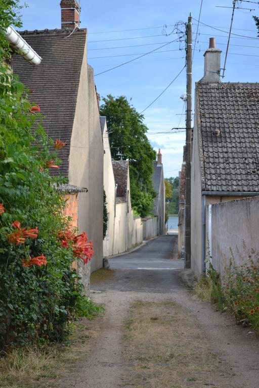 Gite Du Port Châteauneuf-sur-Loire Εξωτερικό φωτογραφία